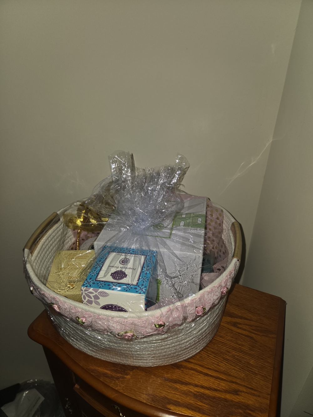 Decorative Rope Gift Basket with Pink Trim